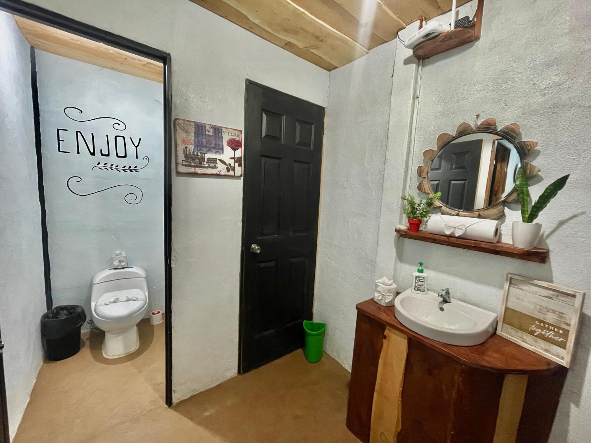 Poas Volcano Rooms Fraijanes Ngoại thất bức ảnh